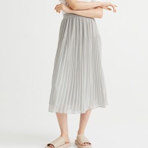 Pleated skirt